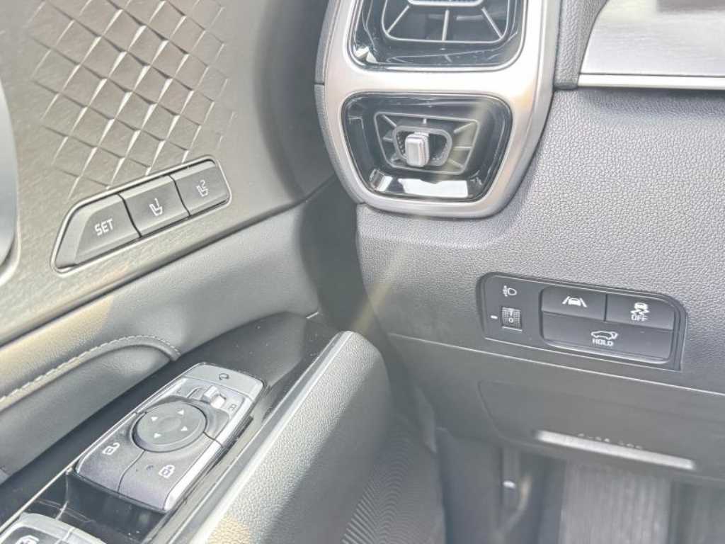KIA Sorento - Vista 9