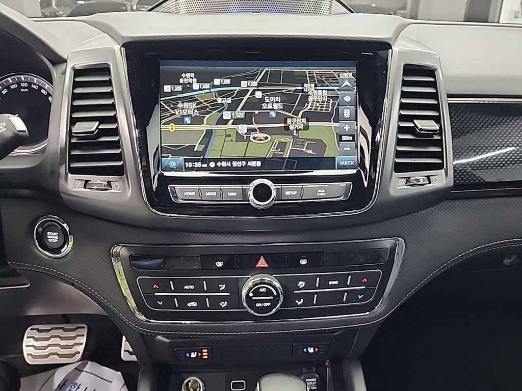 Ssangyong Rexton - Vista 10