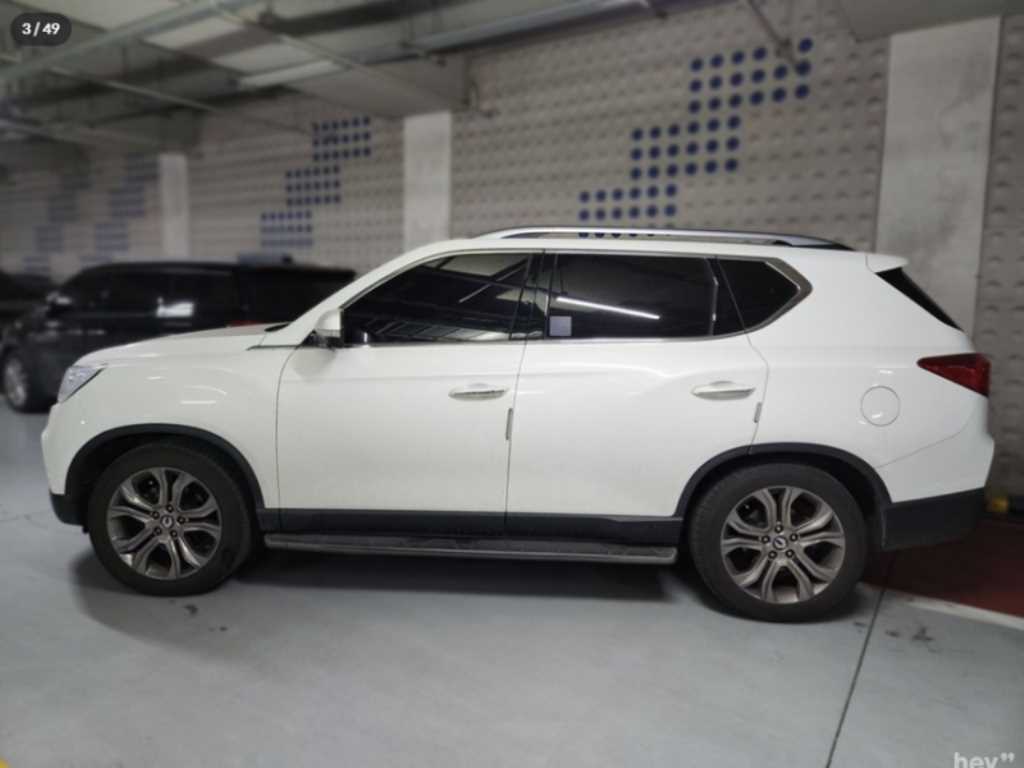 Ssangyong Rexton - Vista 3