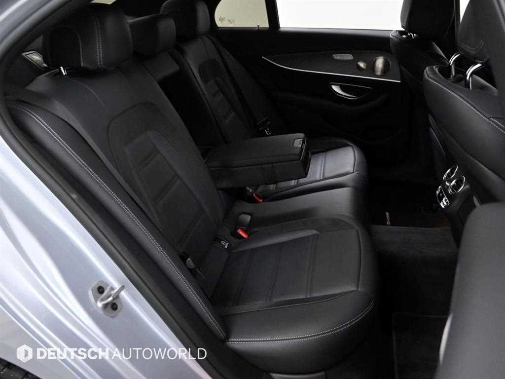 Mercedes Benz E class - Vista 10