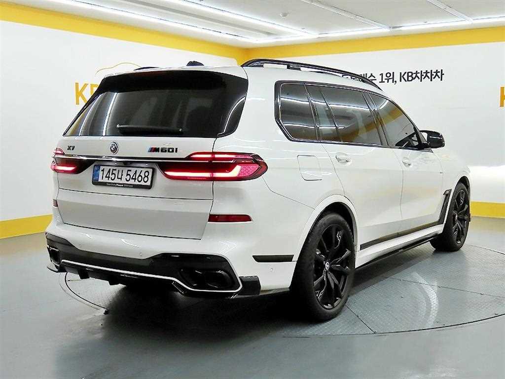 BMW X7 - Vista 3