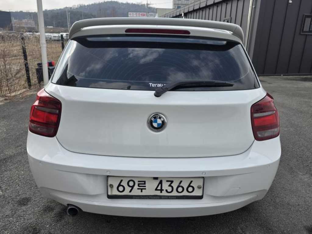 BMW 1 series - Vista 3