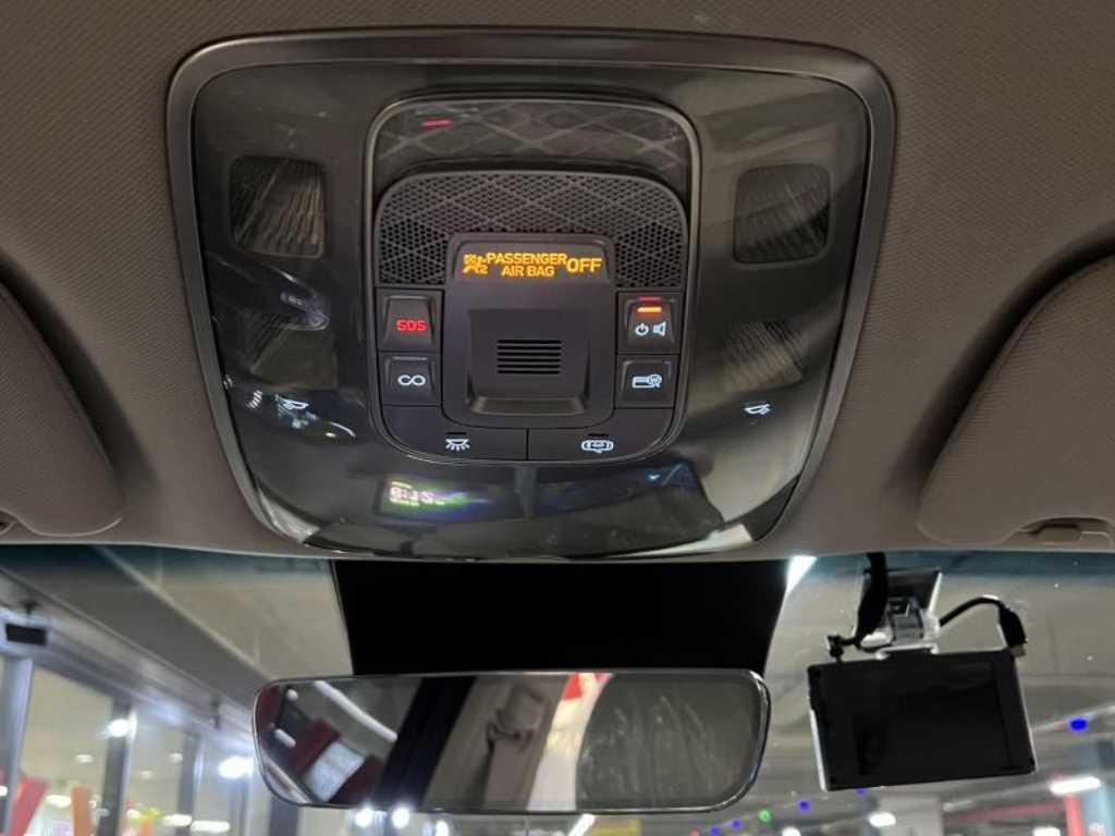 Genesis GV70 - Vista 11