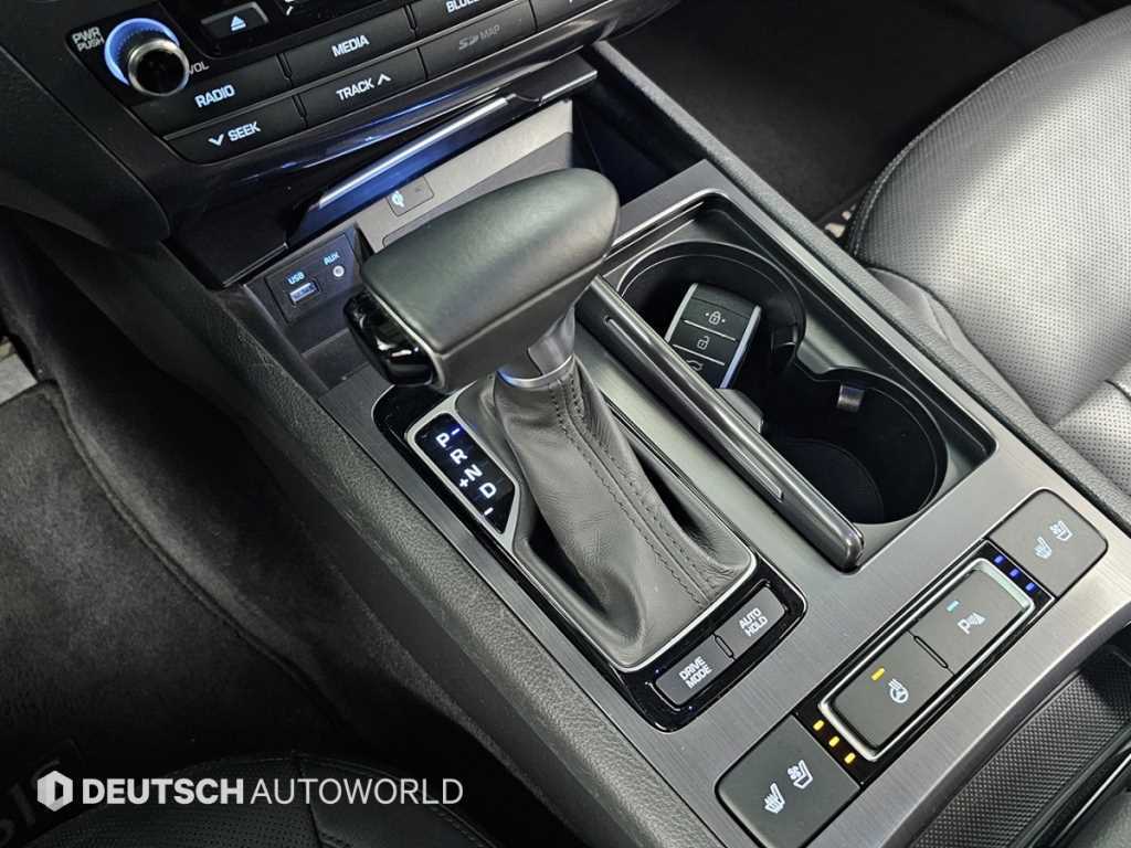 Genesis G80 - Vista 9