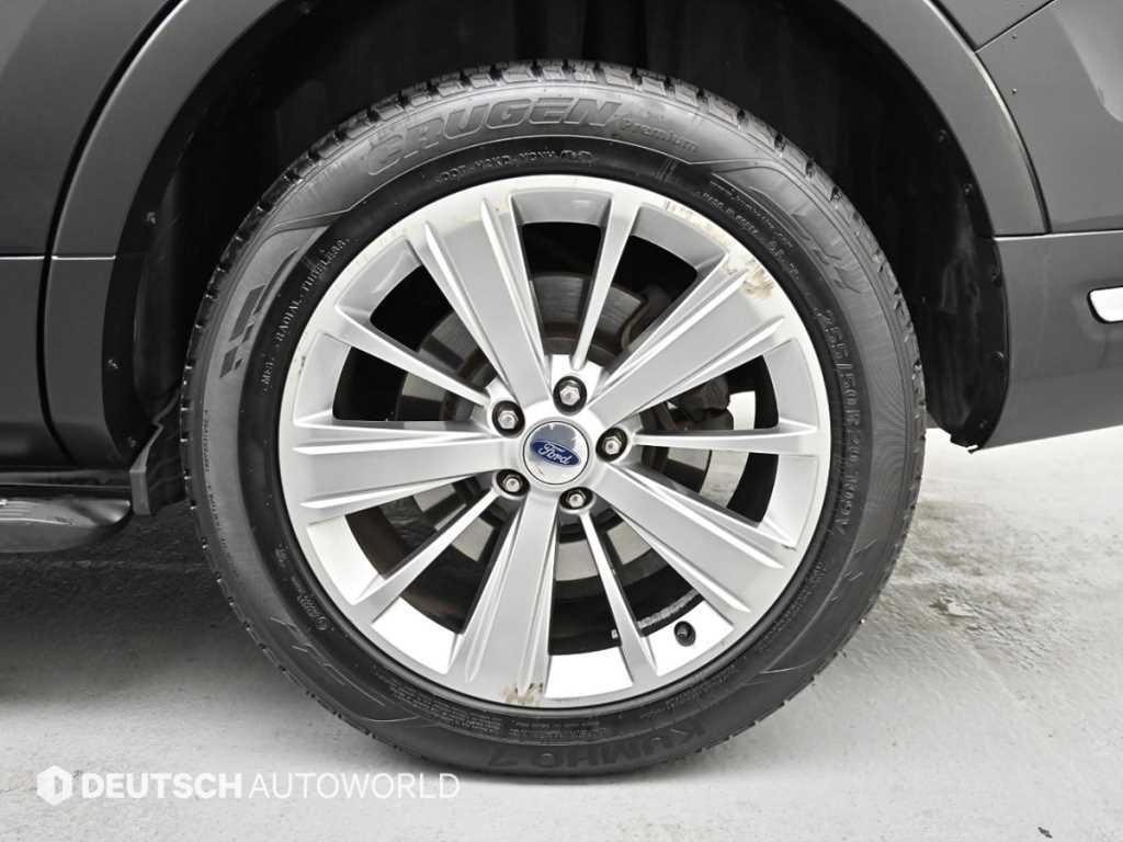 Ford Explorer - Vista 5