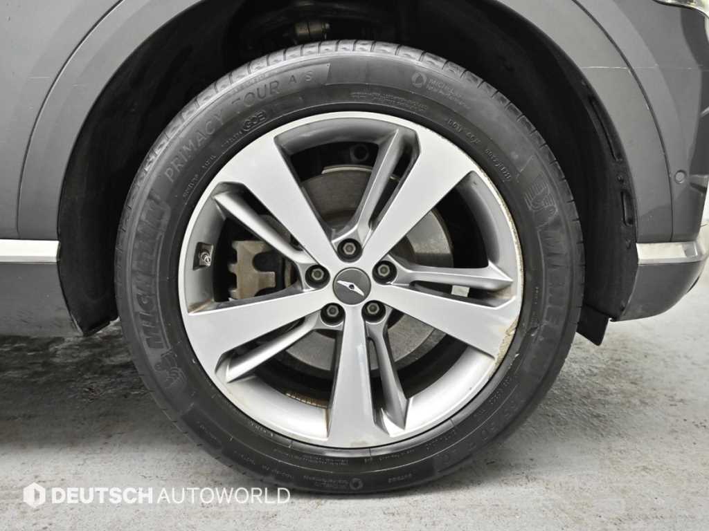 Genesis GV80 - Vista 5