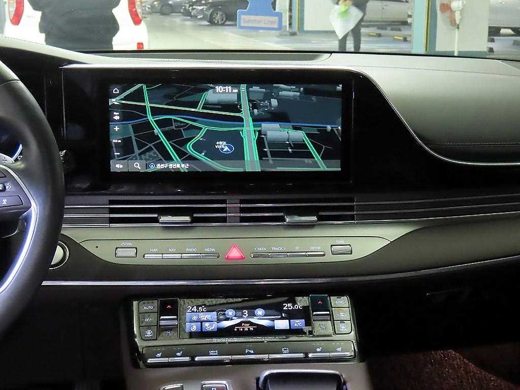 HYUNDAI Grandeur - Vista 11