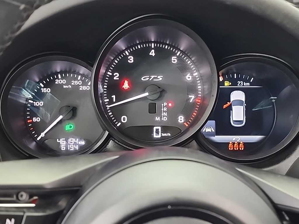 Porsche Macan - Vista 6