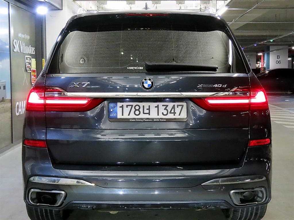 BMW X7 - Vista 5