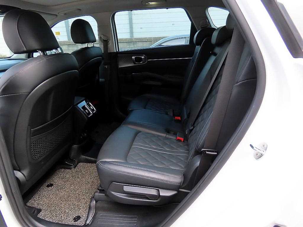 KIA Sorento - Vista 6