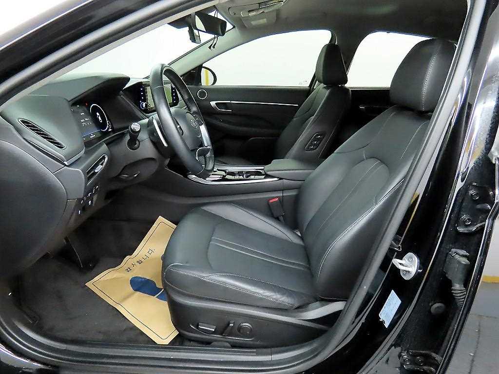 HYUNDAI Sonata - Vista 5