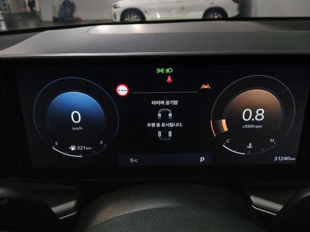 HYUNDAI Grandeur - Vista 9