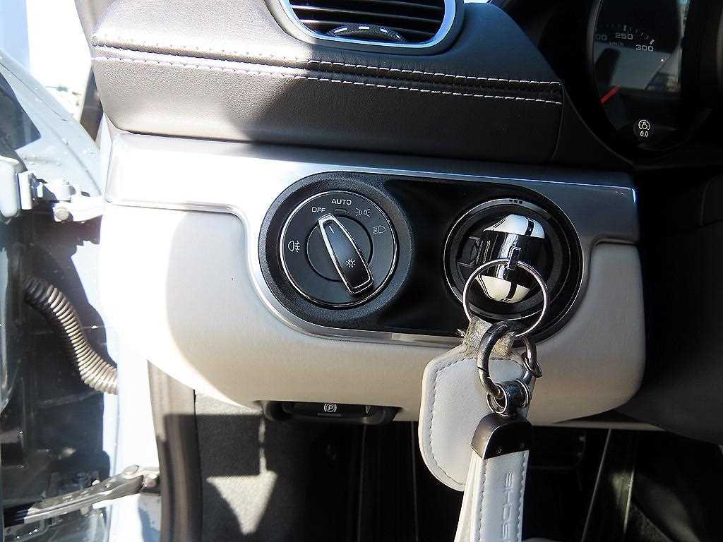 Porsche 718 2018 Gris - Importación desde Corea - HF Imports Iquique - Foto 15