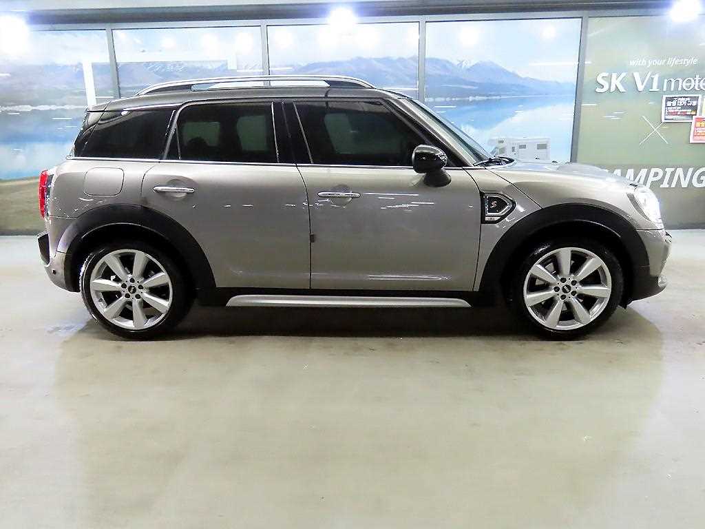 Mini Countryman - Vista 3