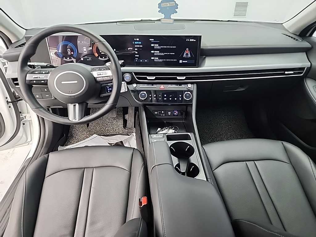 HYUNDAI Sonata - Vista 7