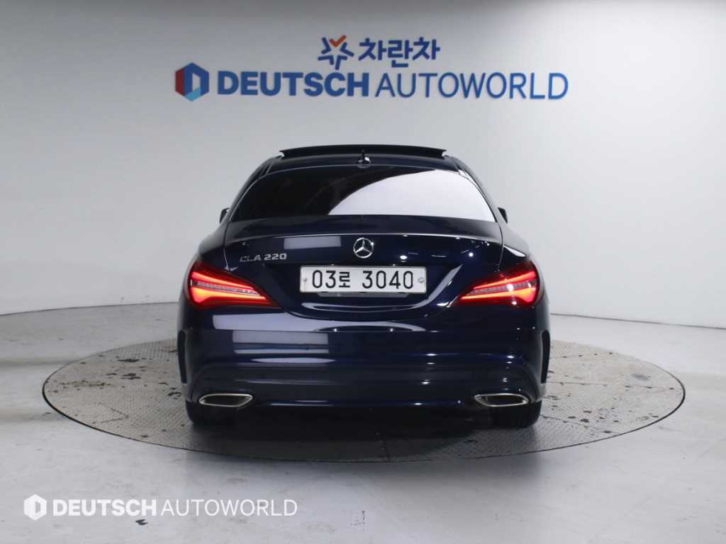 Mercedes Benz CLA Class - Vista 4