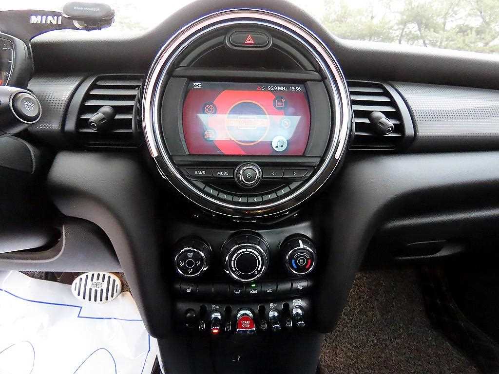 Mini Cooper 2019 Verde - Importación desde Corea - HF Imports Iquique - Foto 13