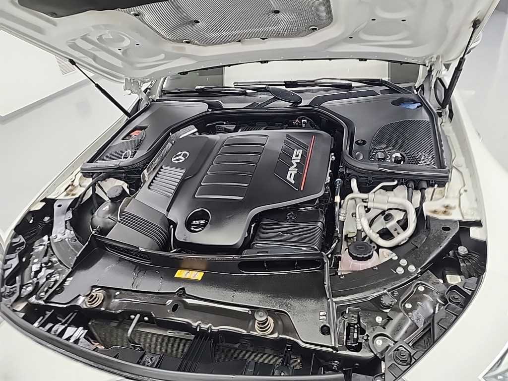 Mercedes Benz AMG GT - Vista 5