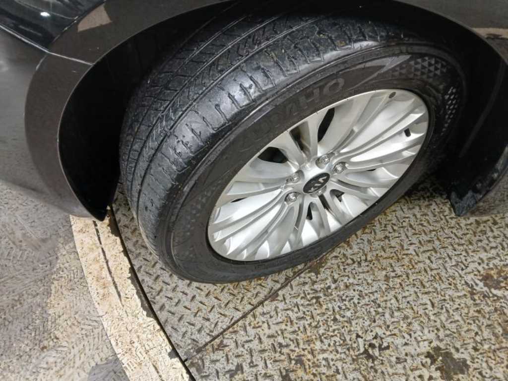 KIA K7 2013 Negro - Importación desde Corea - HF Imports Iquique - Foto 20