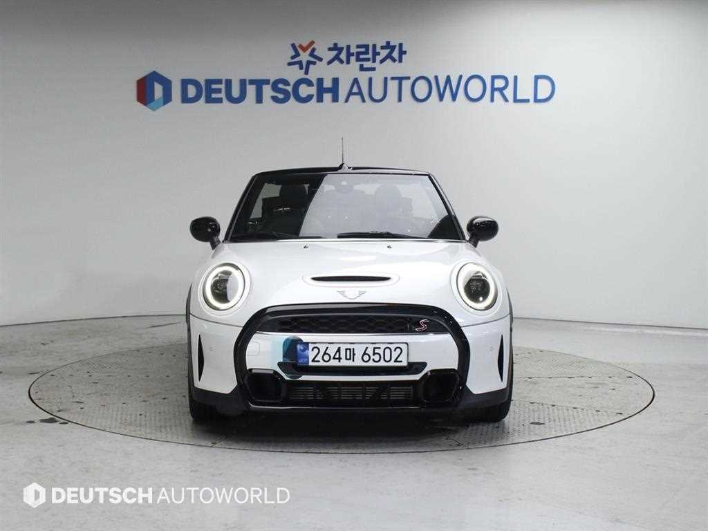 Mini Cooper Convertible - Vista 3