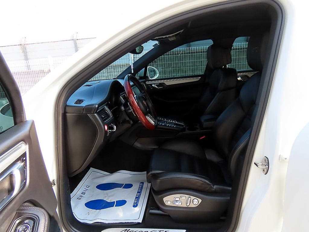 Porsche Macan - Vista 5