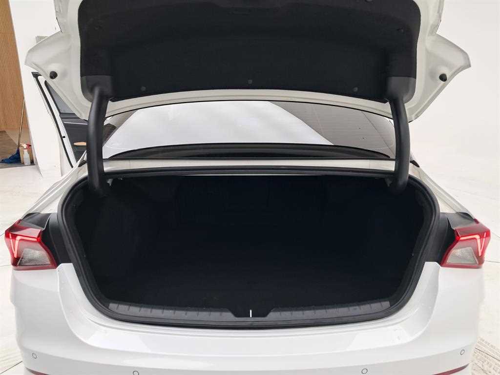 KIA K5 2023 Blanco - Importación desde Corea - HF Imports Iquique - Foto 17