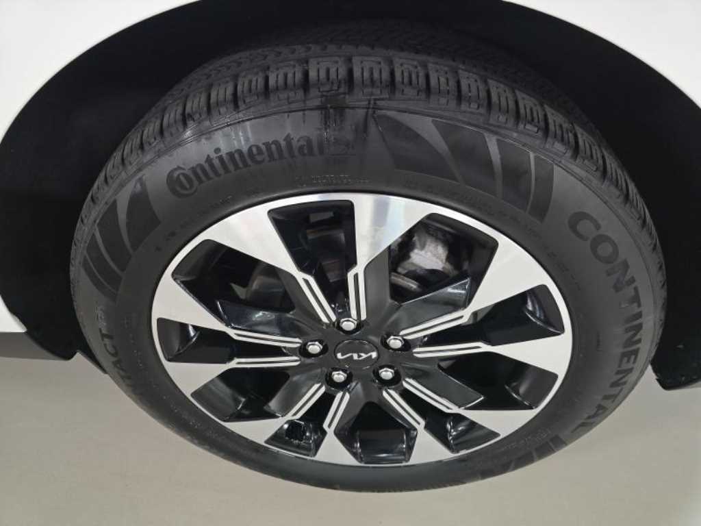 KIA Carnival 2023 the color of pearl - Importación desde Corea - HF Imports Iquique - Foto 18