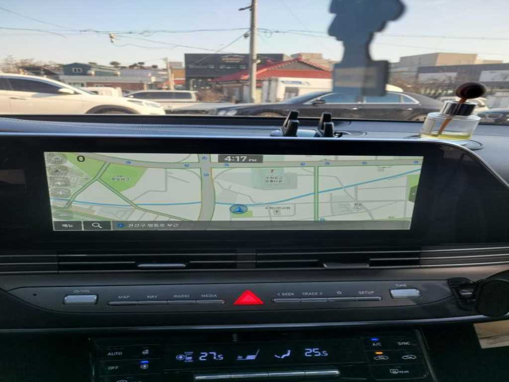 HYUNDAI Grandeur - Vista 6