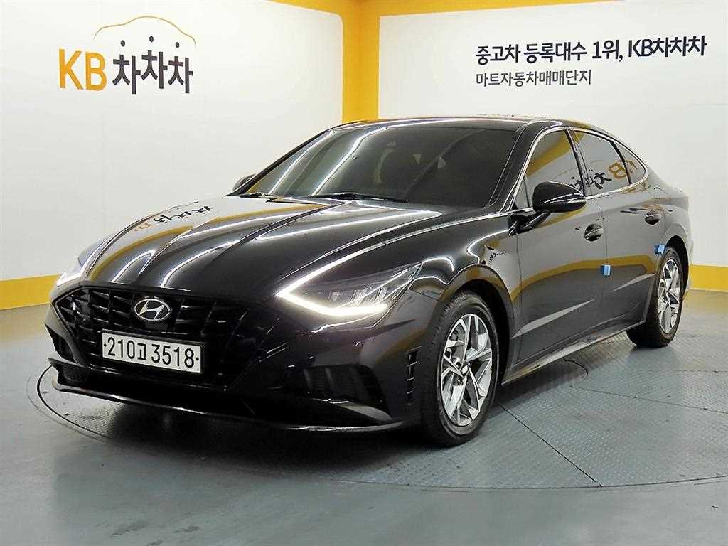 HYUNDAI Sonata - Vista 2