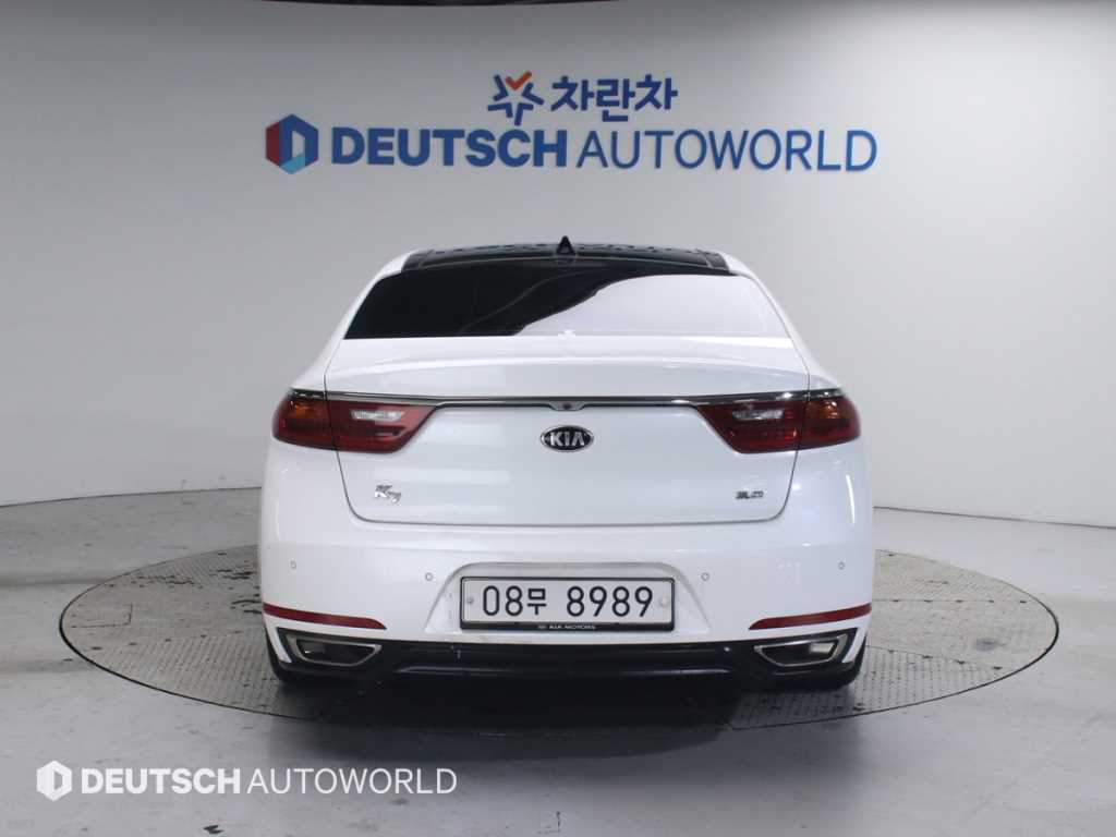 KIA K7 - Vista 4