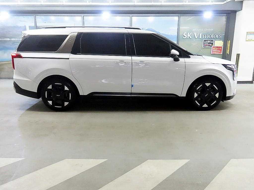 KIA Carnival - Vista 4