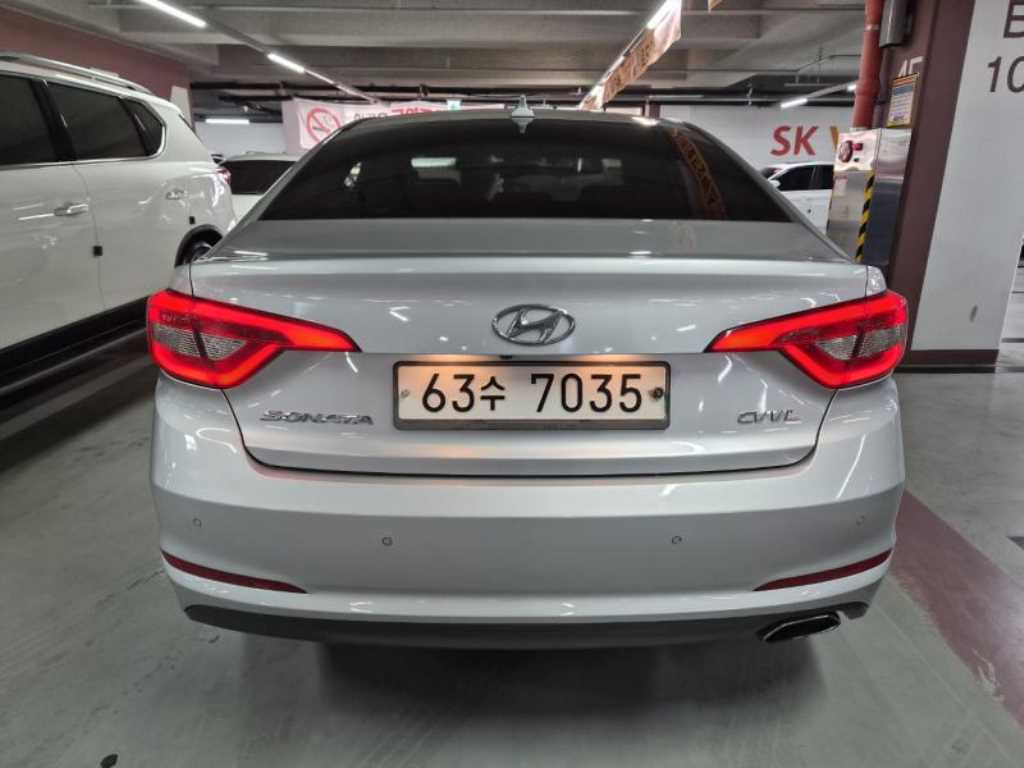 HYUNDAI Sonata - Vista 4