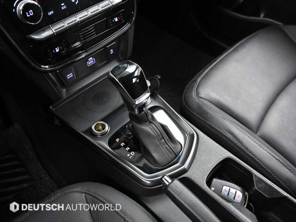 Ssangyong Tivoli - Vista 9