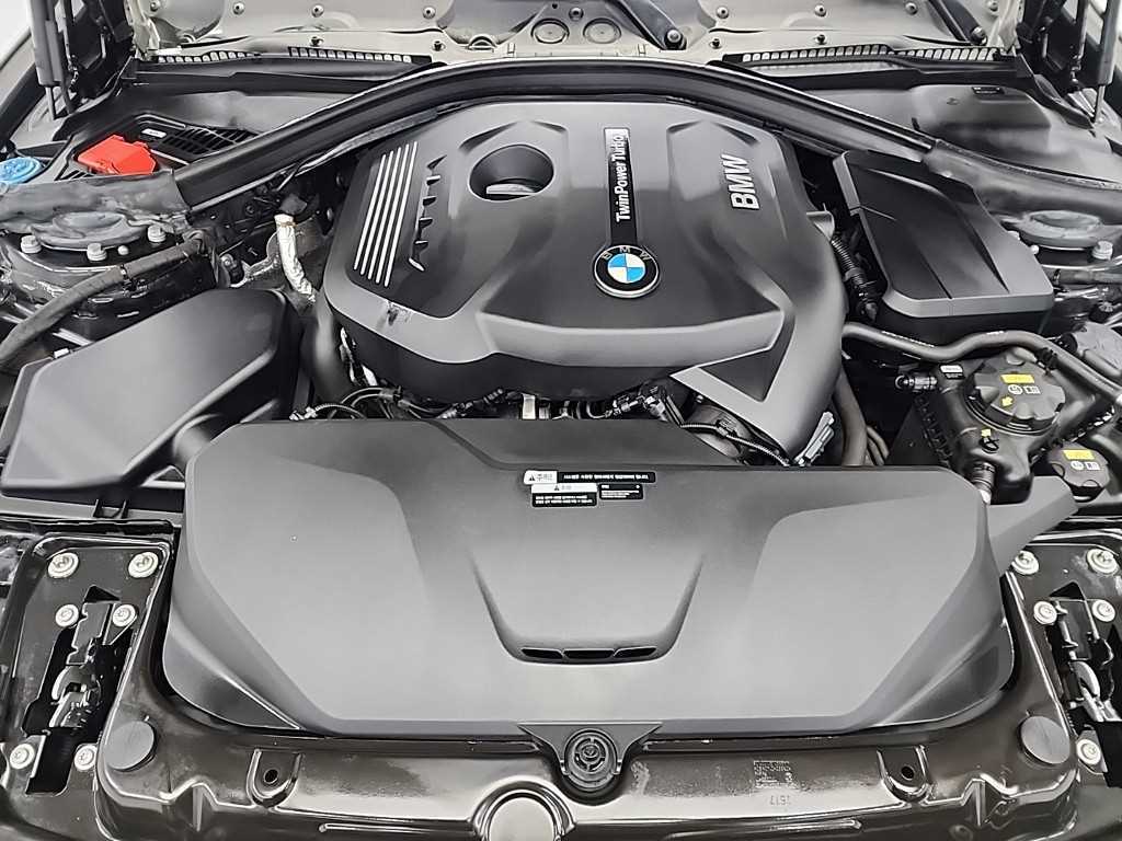 BMW 4 Series - Vista 5