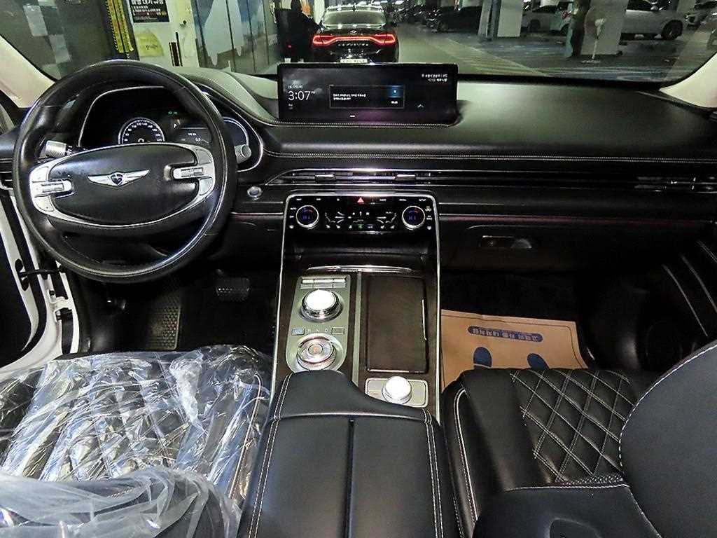 Genesis GV80 - Vista 10