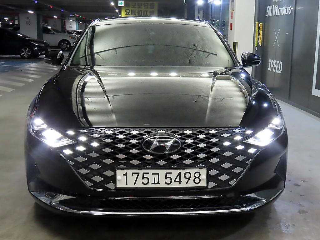 HYUNDAI Grandeur - Vista 2