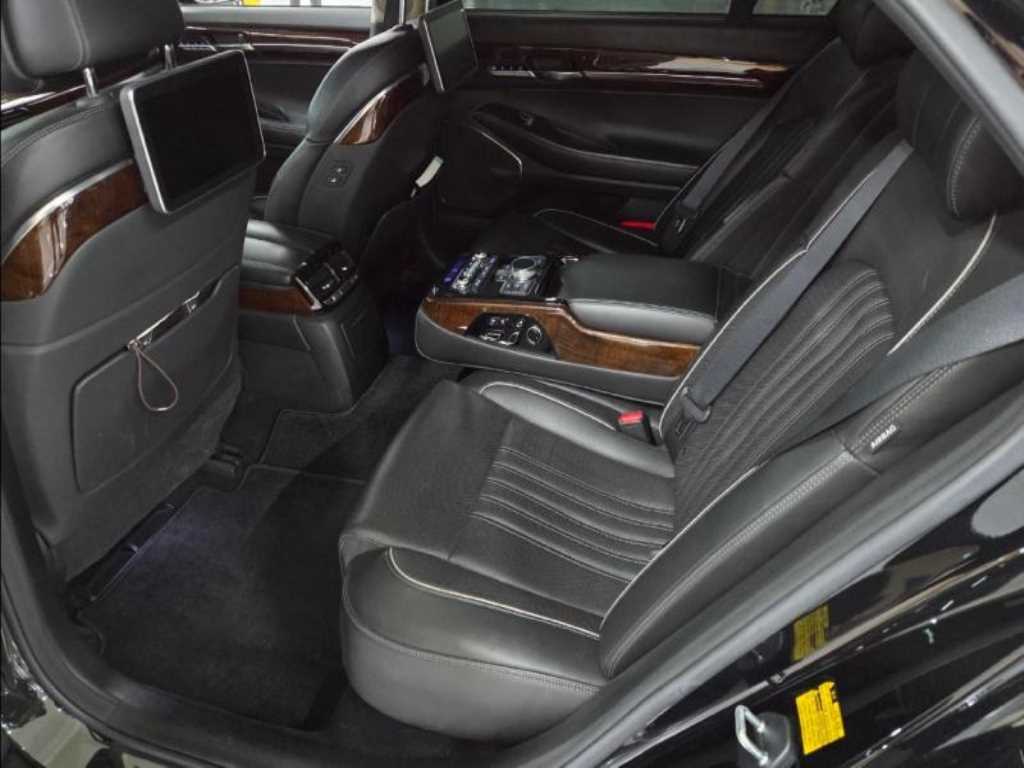 Genesis EQ900 - Vista 11