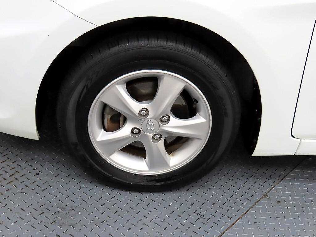 HYUNDAI Accent 2012 Blanco - Importación desde Corea - HF Imports Iquique - Foto 16