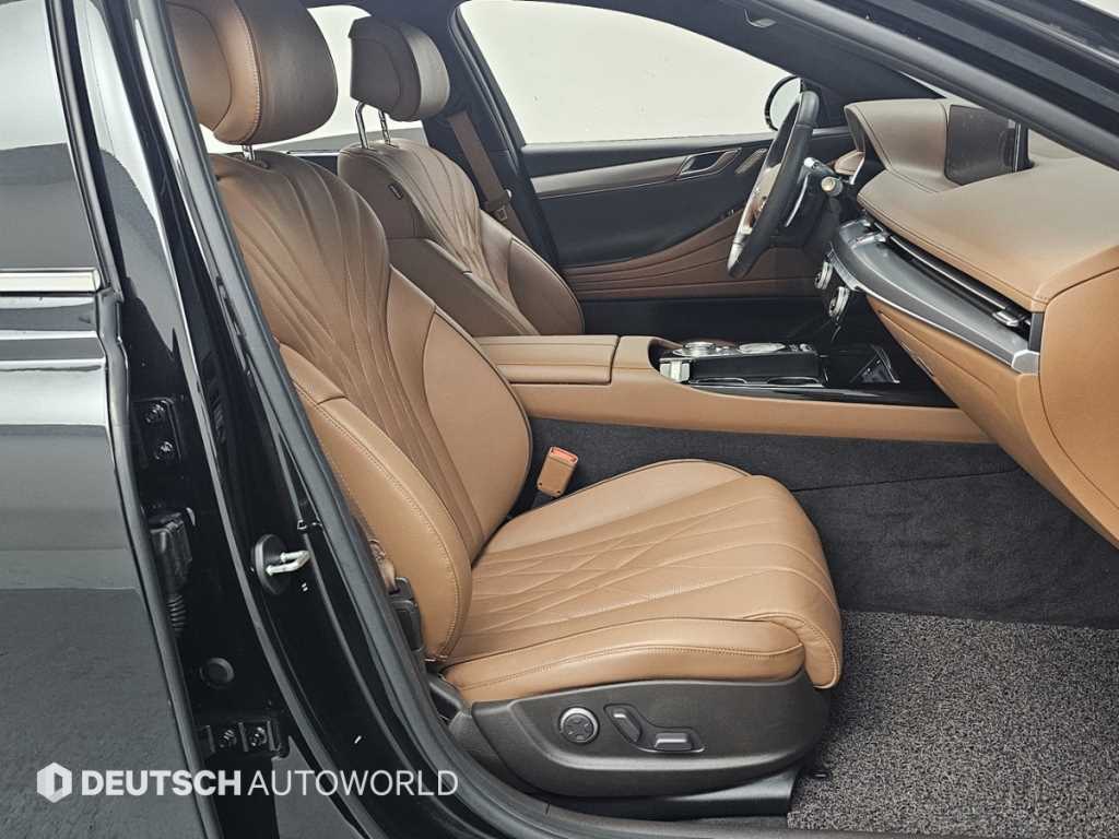 Genesis G80 - Vista 10