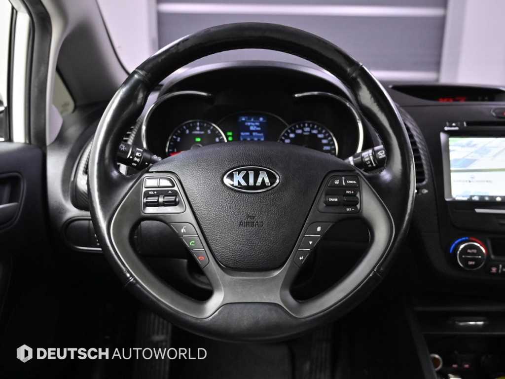 KIA K3 2014 Blanco - Importación desde Corea - HF Imports Iquique - Foto 13