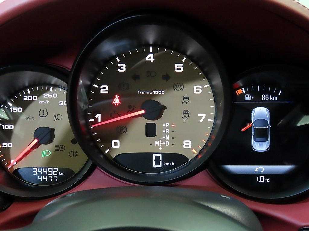 Porsche 718 - Vista 11