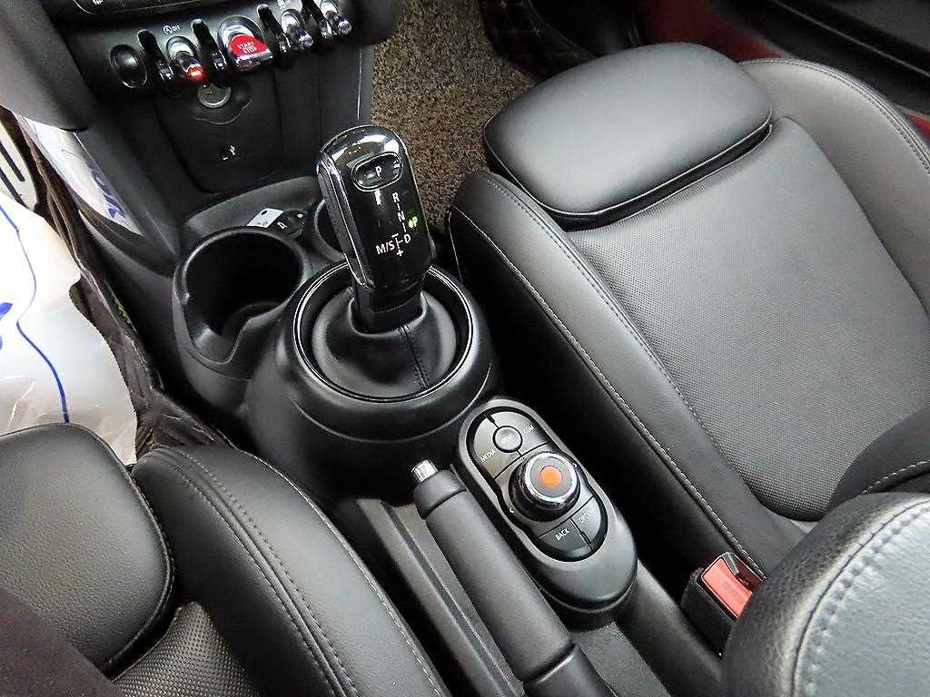 Mini Cooper - Vista 10