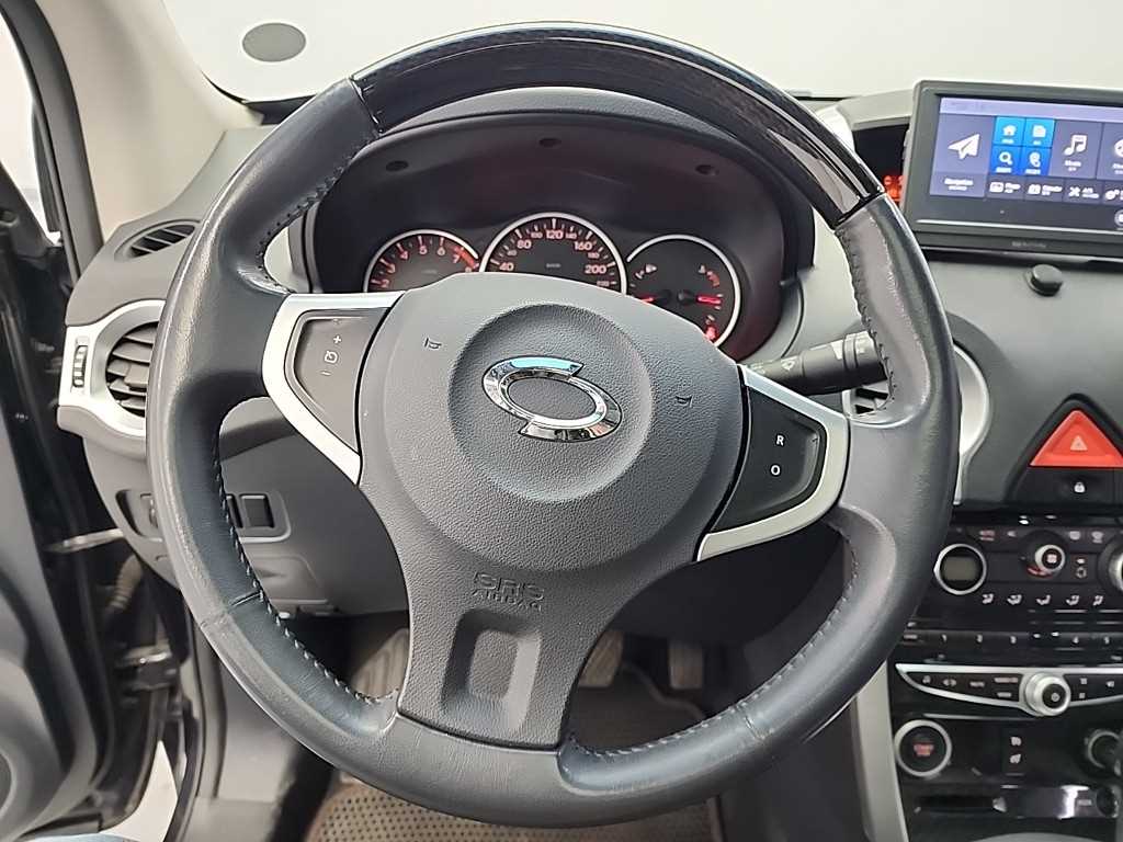 SAMSUNG QM5 - Vista 9