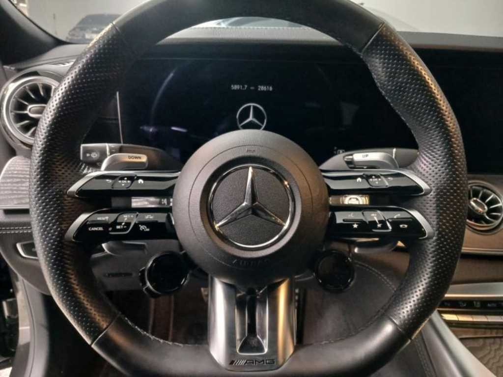 Mercedes Benz AMG GT - Vista 5