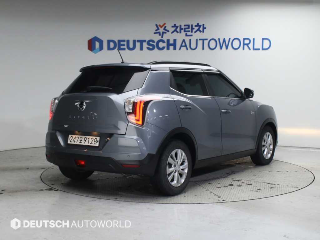 Ssangyong Tivoli - Vista 2