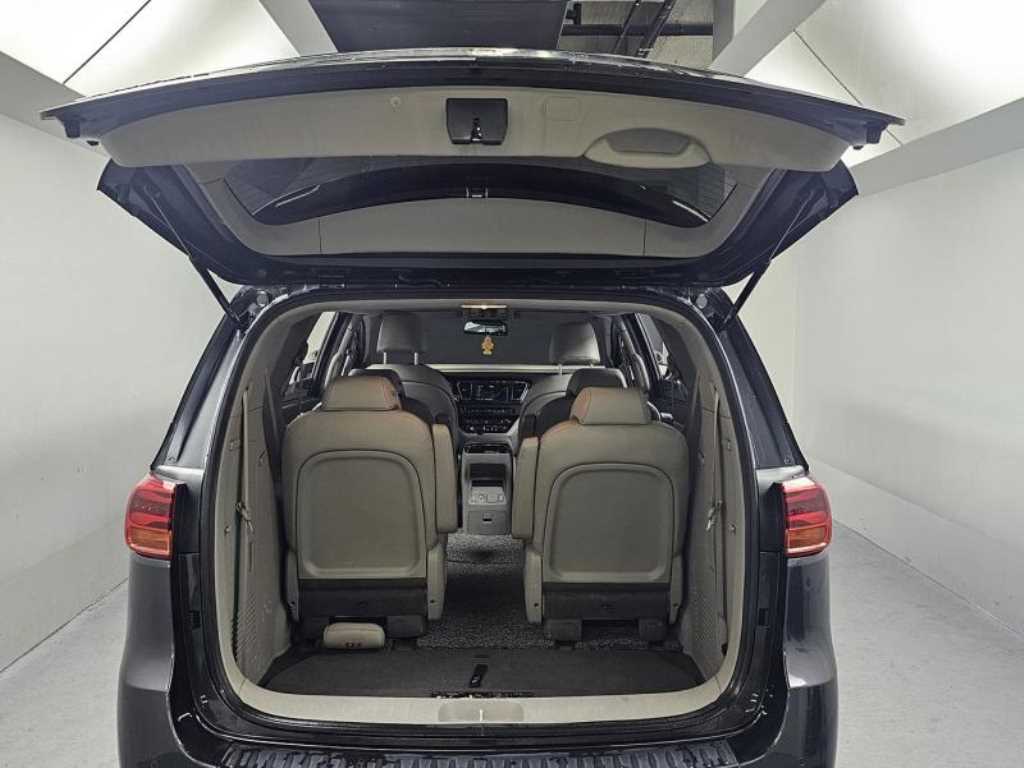 KIA Carnival 2020 Gris - Importación desde Corea - HF Imports Iquique - Foto 18