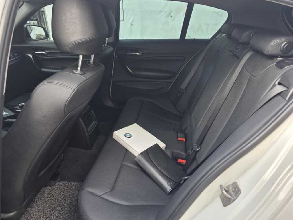 BMW 1 series - Vista 5