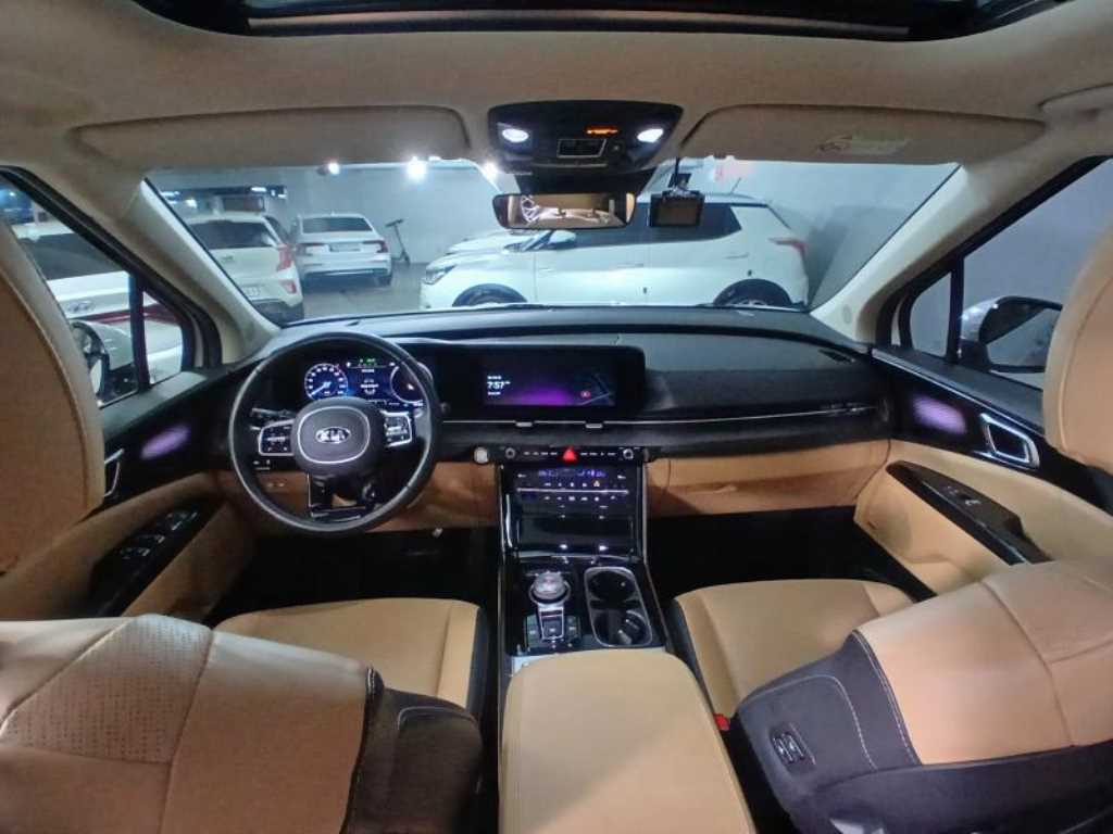 KIA Carnival - Vista 6