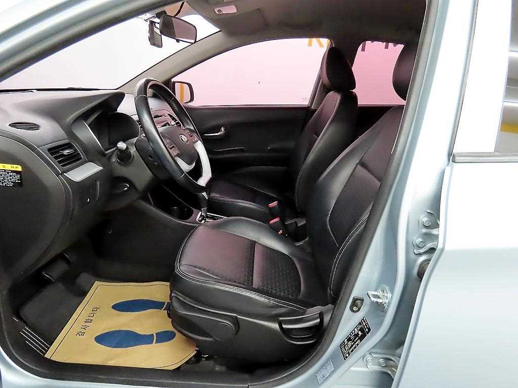 KIA Morning - Vista 5