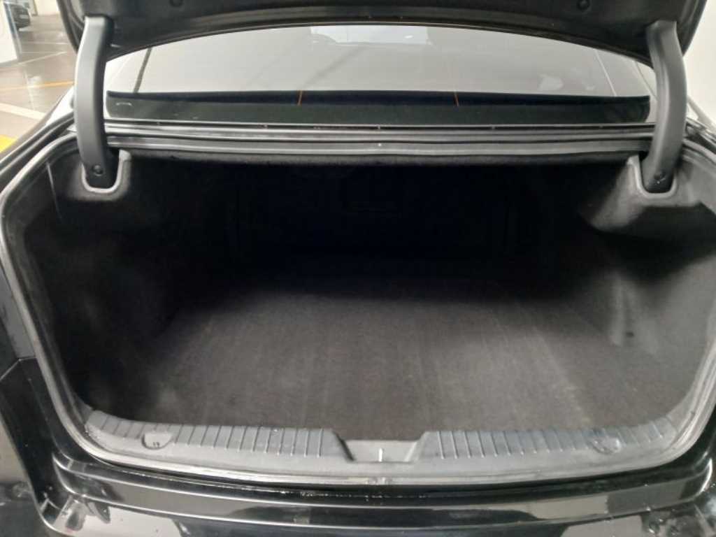 KIA K7 2013 Negro - Importación desde Corea - HF Imports Iquique - Foto 18